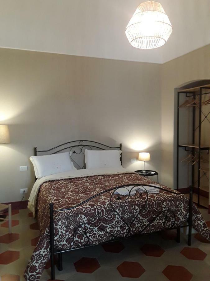 Dimora Don Francesco Bed and Breakfast Alberobello Buitenkant foto